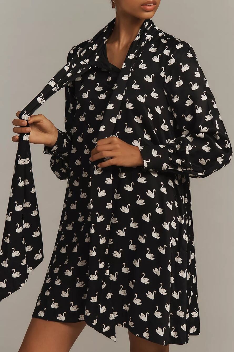 nwt ANTHROPOLOGIE MAEVE sz S The Caroline Tie-Neck Dress black motif swans